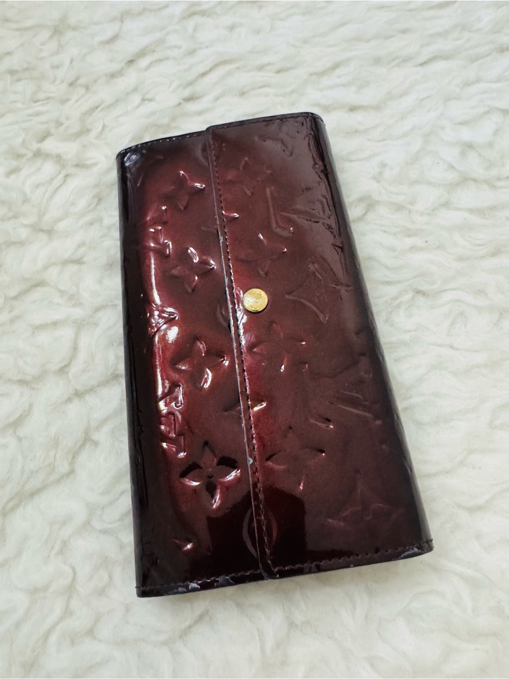 Louis Vuitton vernis Monogram Long Sarah leather Wallet - Burgundy